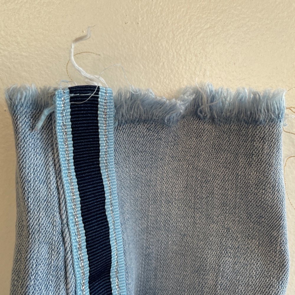 Jean - Picture 6 of 6